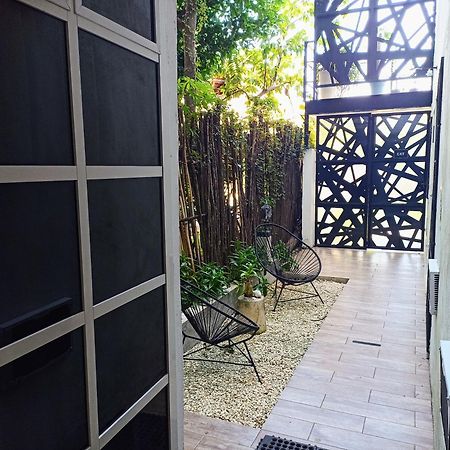 Tr3S By Walter De La Renta Apartman Cancún Kültér fotó