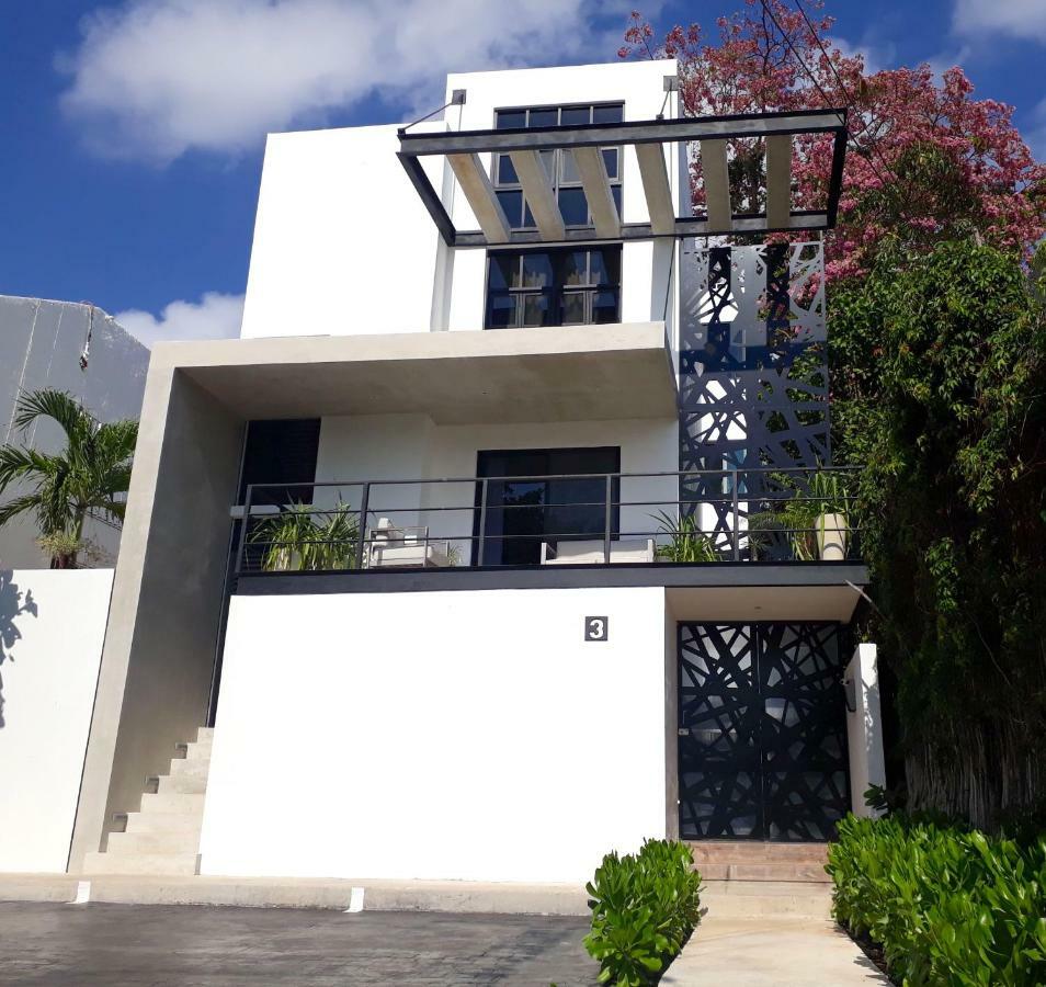 Tr3S By Walter De La Renta Apartman Cancún Kültér fotó